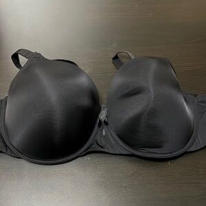 Torrid lightly lined t shirt bra